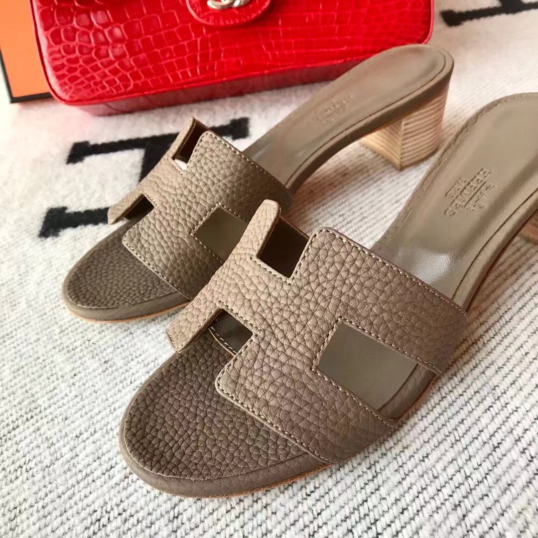 에르메스 올수공 오아시스 슬리퍼 샌들 토고 01